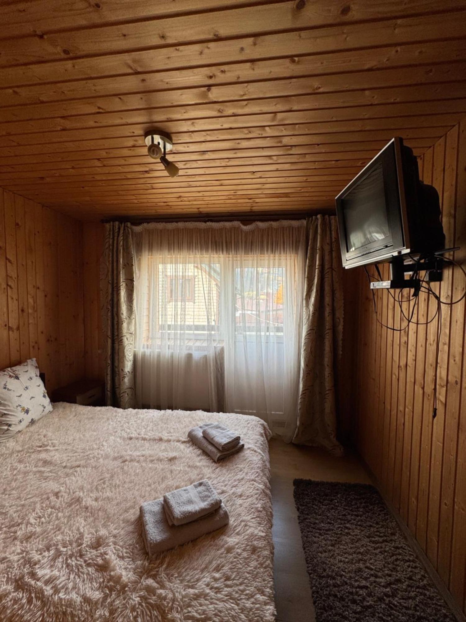 Опришок Hotel Palyanytsya Exterior photo