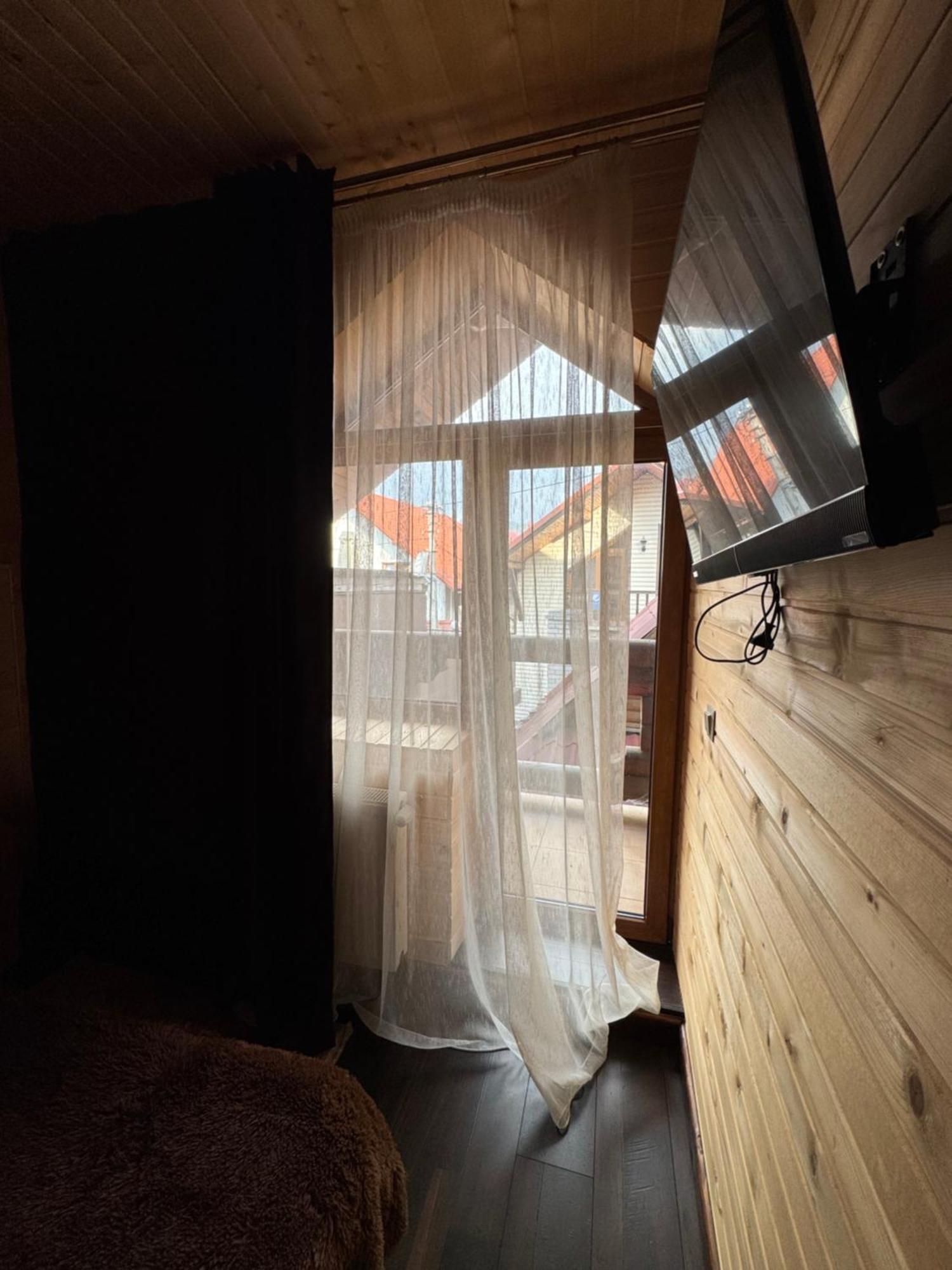 Опришок Hotel Palyanytsya Exterior photo